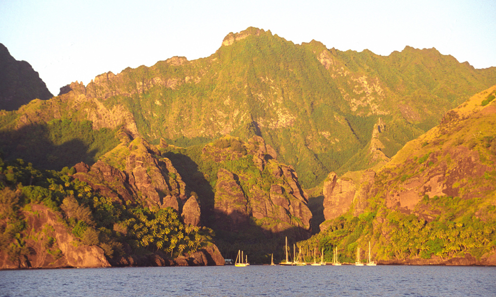 Marquesas kan friste med frodig natur og magiske tikier. 