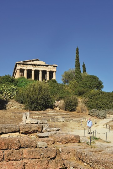 Akropolis har flere turister. Men Hefaisteion i den gamle agoraen er regnet som et enda bedre bevart tempel. Foto: Gjermund Glesnes