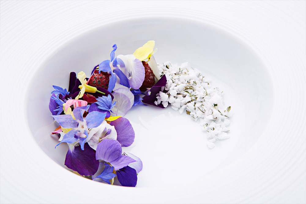 Stockholm og København har nå like mange restauranter i Michelin-guiden, de har også like mange stjerner. Dette bildet er fra danske Geranium som har to stjerner i guiden. Foto:Claes Bech Poulsen / Geranium