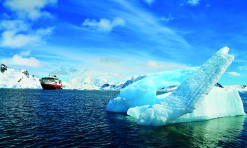 På cruise til Antarktis er det der landet slutter at eventyret begynner. Foto: Ronny Frimann