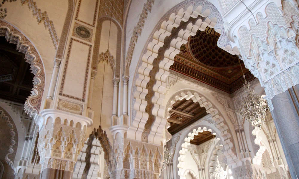 Detalj fra moskeen innvendig. Er dette verdens vakreste moské? Vi har vært i mange, men Hassan II tar fullstendig pusten fra oss. Foto: Hans-Christian Bøhler