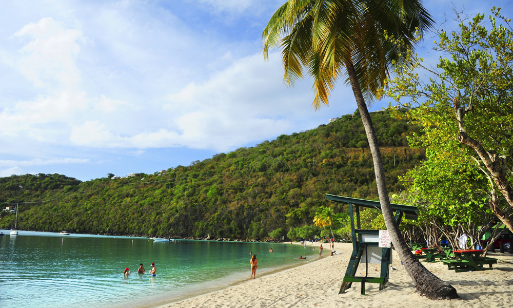 Magens Bay regnes som en av de aller fineste strendene på St. Thomas, ikke helt uten grunn. Foto: Torild Moland