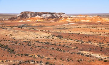 Det er under jorden i Coober Pedy det skjer. Foto: Mari Bareksten 