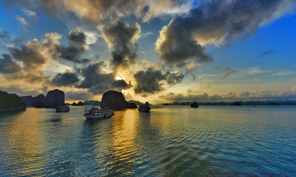 halong bay vietnam testreiser lars fredriksen  (1)