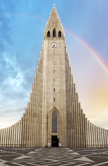 lslands største kirke tok 38 år å bygge, men Hallgrimskirkja er virkelig et syn der den rager 74,5 meter opp fra bakken på en høyde over sentrum. Foto: iStock