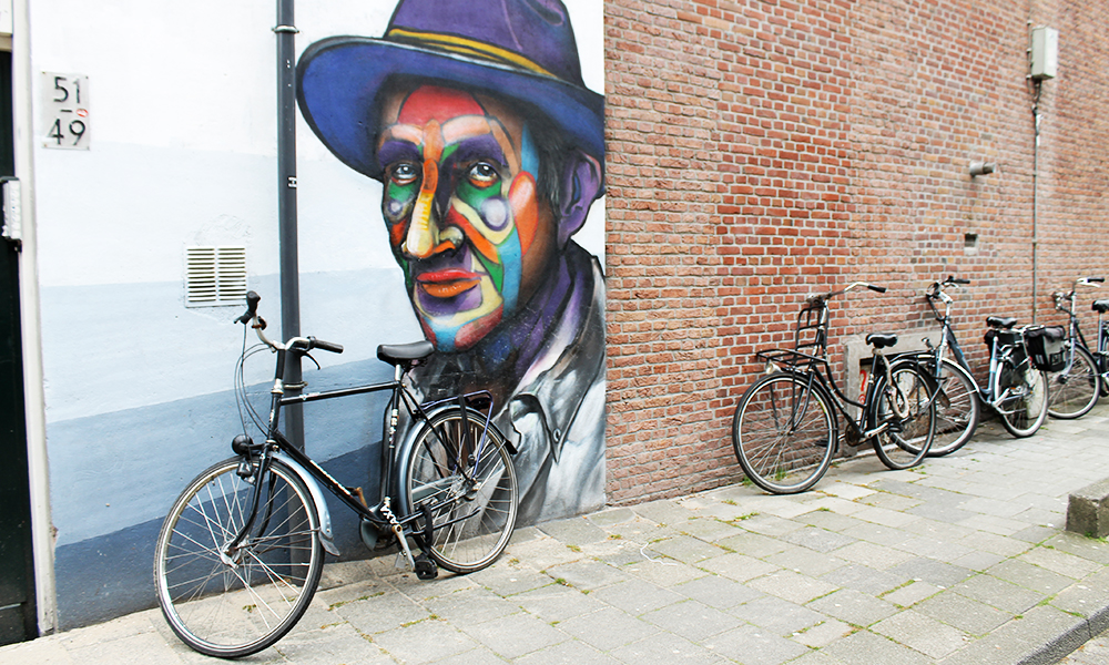 To veldig typiske kjennetegn på Rotterdam – gatekunst og sykkel. Foto: Ida Anett Danielsen
