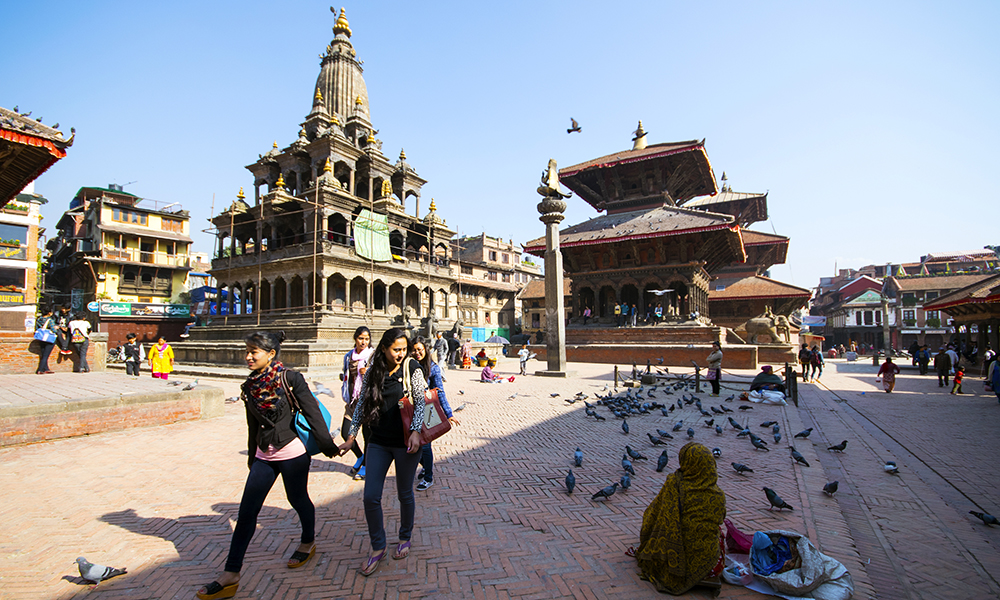 Jordskjelvet som rammet Nepal 25. april 2015 skadet flere religiøse monumenter og verdensarvsteder. Men selv etter jordskjelvet føles det litt som å gå rundt i et stort utendørs museum. Dette bildet er tatt før jordskjelvet inntraff. Foto: Mari Bareksten 