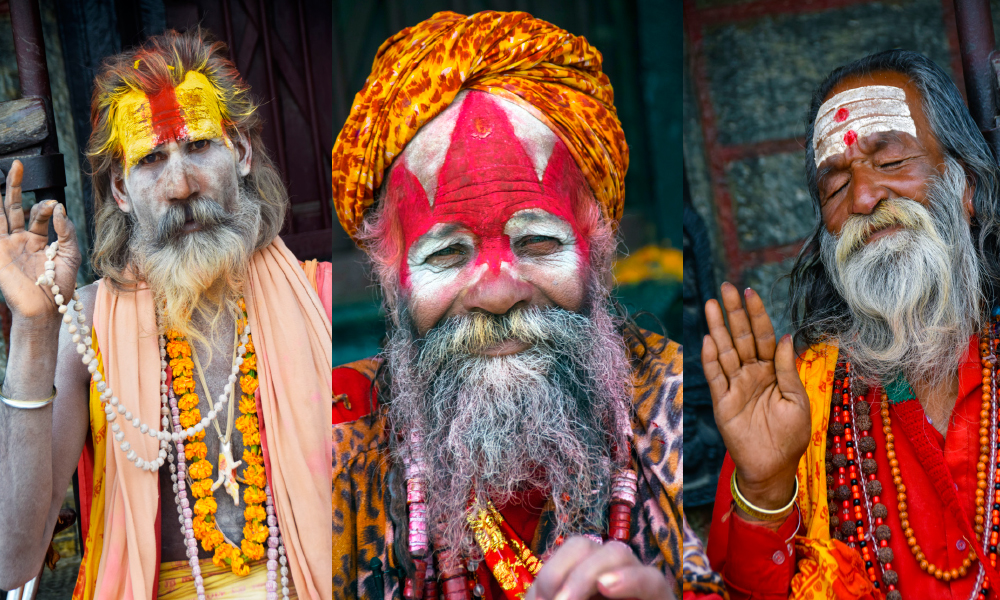 Sadhuer er hellige menn som har gitt opp sine verdslige liv og som kun lever av almisser. Mange sitter ved det hinduistiske tempelet Pashupatinath. Foto: Mari Bareksten