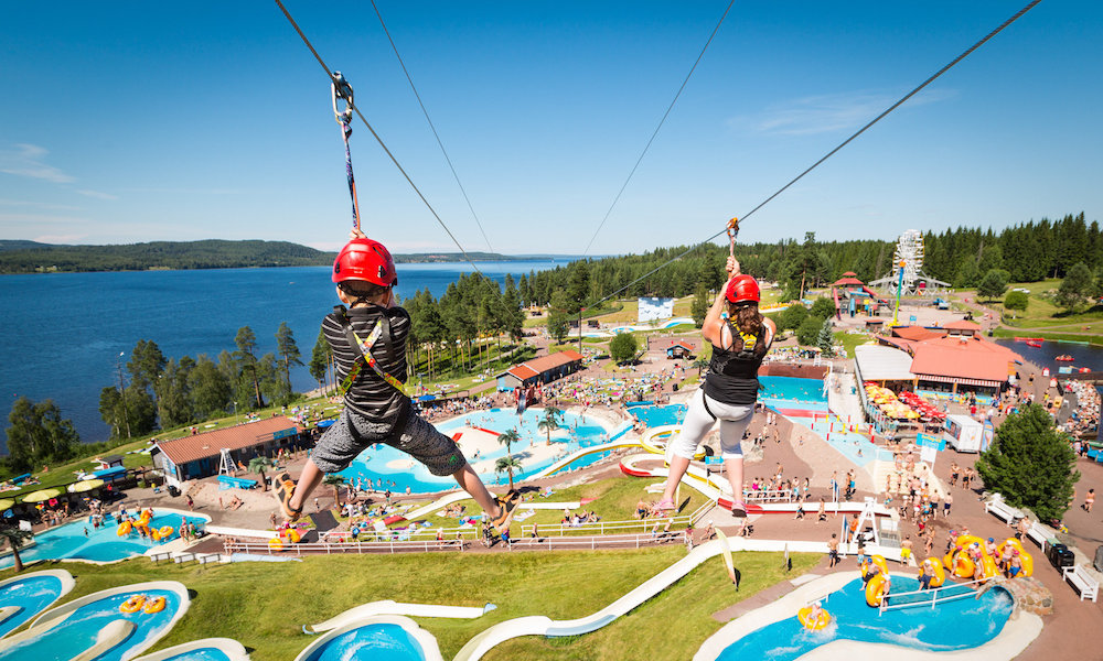 Full fart: Leksand Sommarland er et must i Dalarna. Foto: Leksand Sommarland