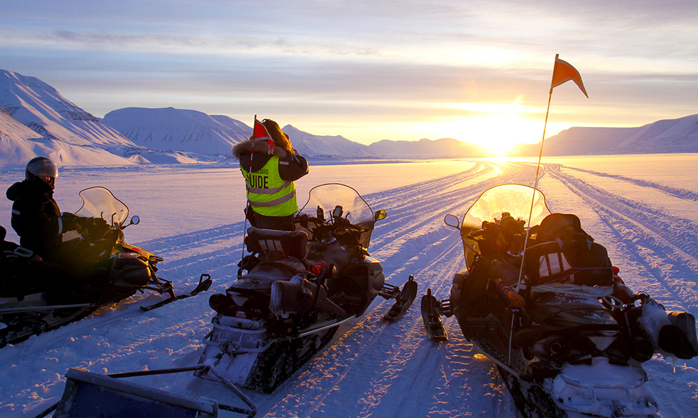 Svalbard er den mest ekstreme og eksotiske delen av Norge. Kulldrift har tradisjonelt vært den viktigste industrien, men i dag er turismen i ferd med å bli det nye gullet. Foto: Runar Larsen