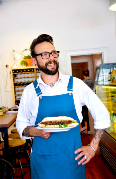 Byens kokker byr på smakfulle retter i hippe omgivelser. Foto: Mari Bareksten