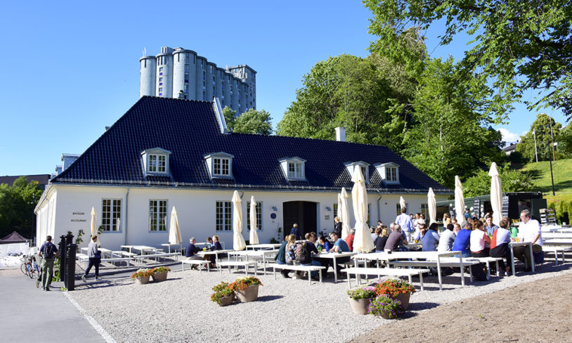 10. Nedre Foss Gård