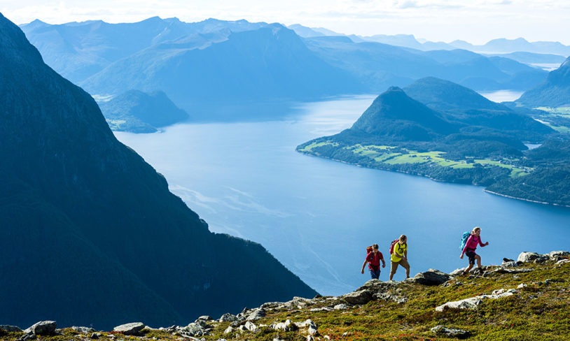 5. Romsdalseggen